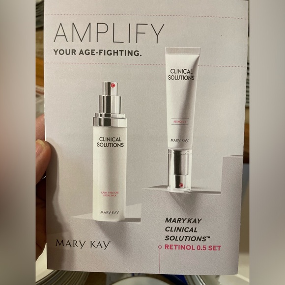Mary Kay Clinical Solutions Skincare Set Retinol .5 Age FightingNIB